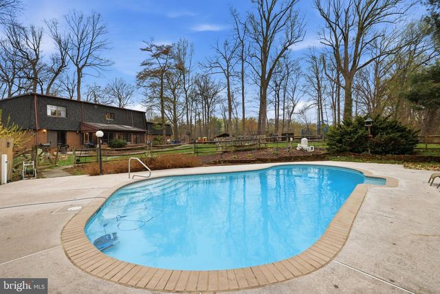 3413 ENGLEMEADE RD, Pikesville, MD 21208