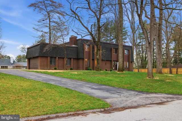 3413 ENGLEMEADE RD, Pikesville, MD 21208