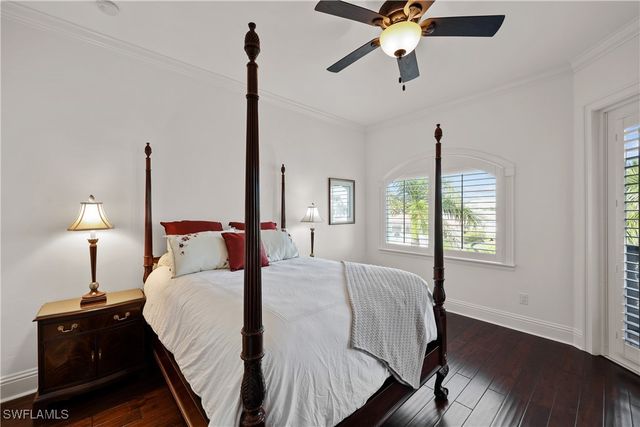 447 Egret AVE, Naples, FL 34108