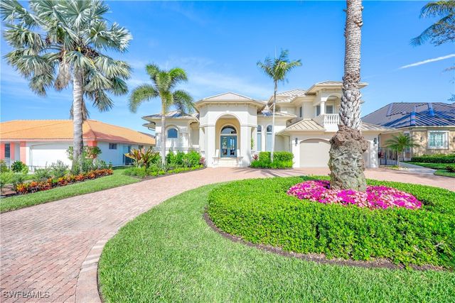 447 Egret AVE, Naples, FL 34108