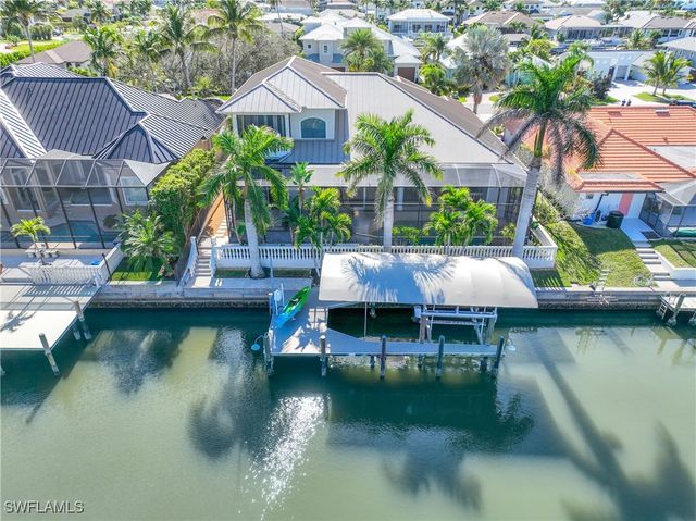 447 Egret AVE, Naples, FL 34108