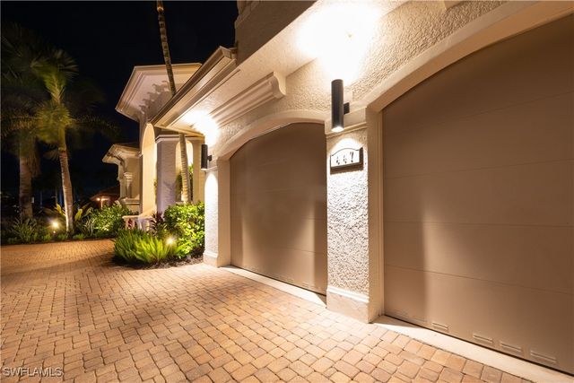 447 Egret AVE, Naples, FL 34108