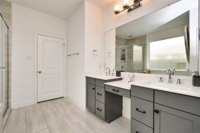 8922 Stanley Oak Drive, Missouri City, TX 77459