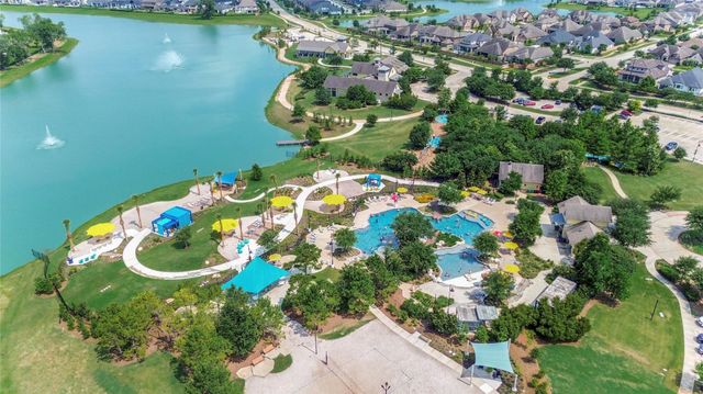 8922 Stanley Oak Drive, Missouri City, TX 77459