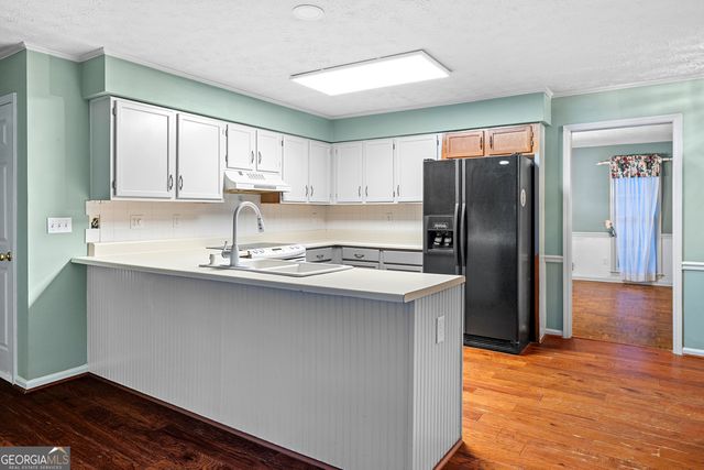 1975 Vintage Drive, Snellville, GA 30078