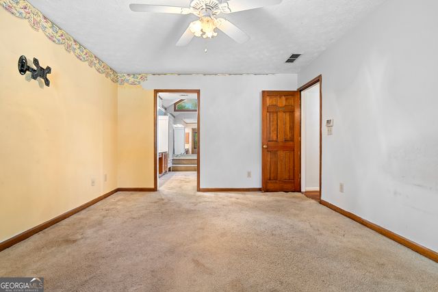 1975 Vintage Drive, Snellville, GA 30078