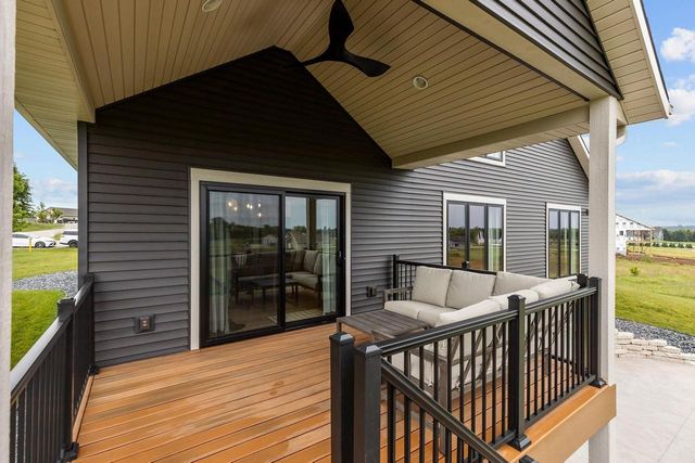 1162 CLEGGS LANE, Hortonville, WI 54944