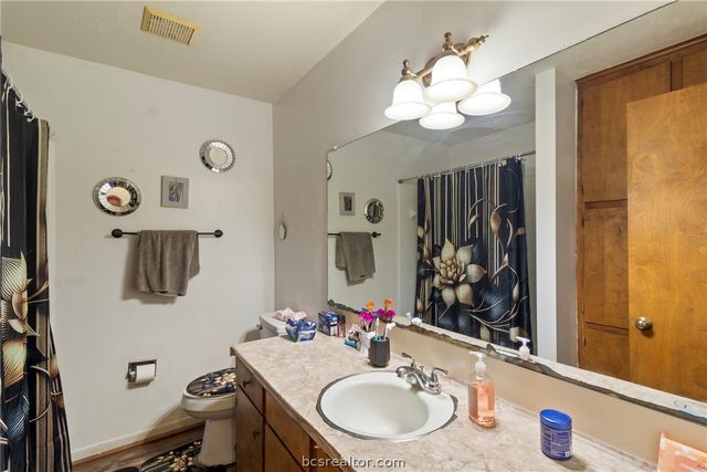 3909 Olive Street, Bryan, TX 77801