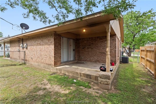 3909 Olive Street, Bryan, TX 77801