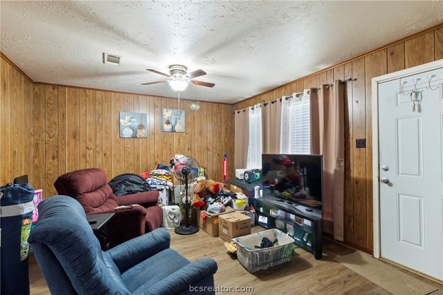 3909 Olive Street, Bryan, TX 77801