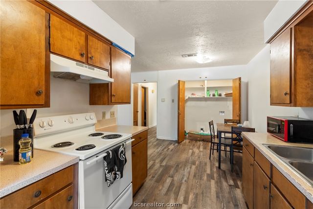 3909 Olive Street, Bryan, TX 77801