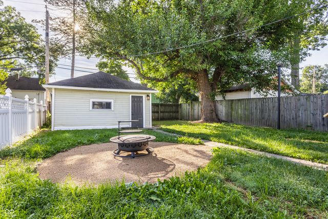 3733 Ruckle Street, Indianapolis, IN 46205