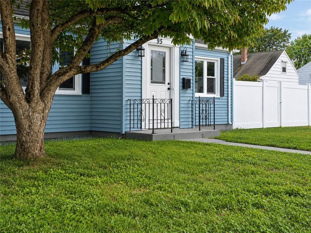 95 Ames Street, Pawtucket, RI 02861