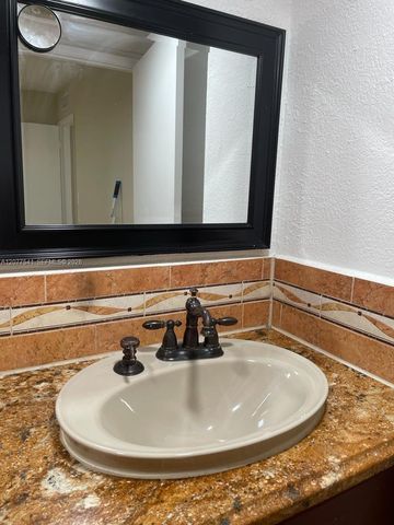 7075 NW 186th Street C505, Hialeah, FL 33015