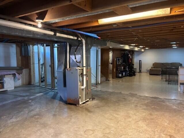 4712 Cullen Avenue, Springfield, OH 45503