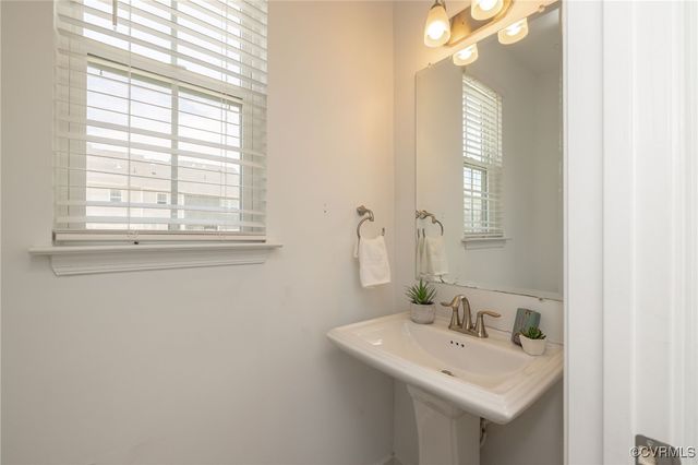 7877 Old Guild Rd, Chesterfield, VA 23237