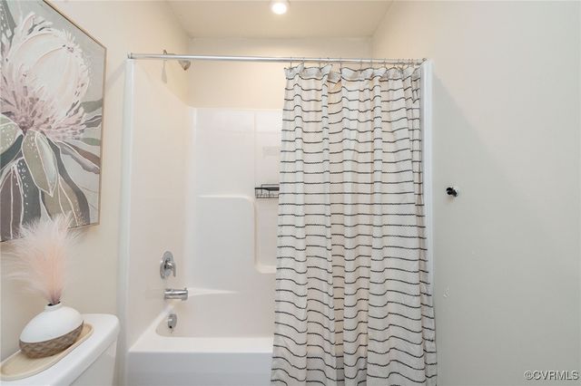 7877 Old Guild Rd, Chesterfield, VA 23237