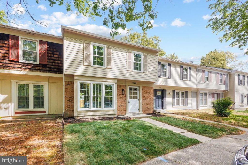 Image 2 of property listing at 1761 BRIGHTWELL CT, Waldorf, MD 20602