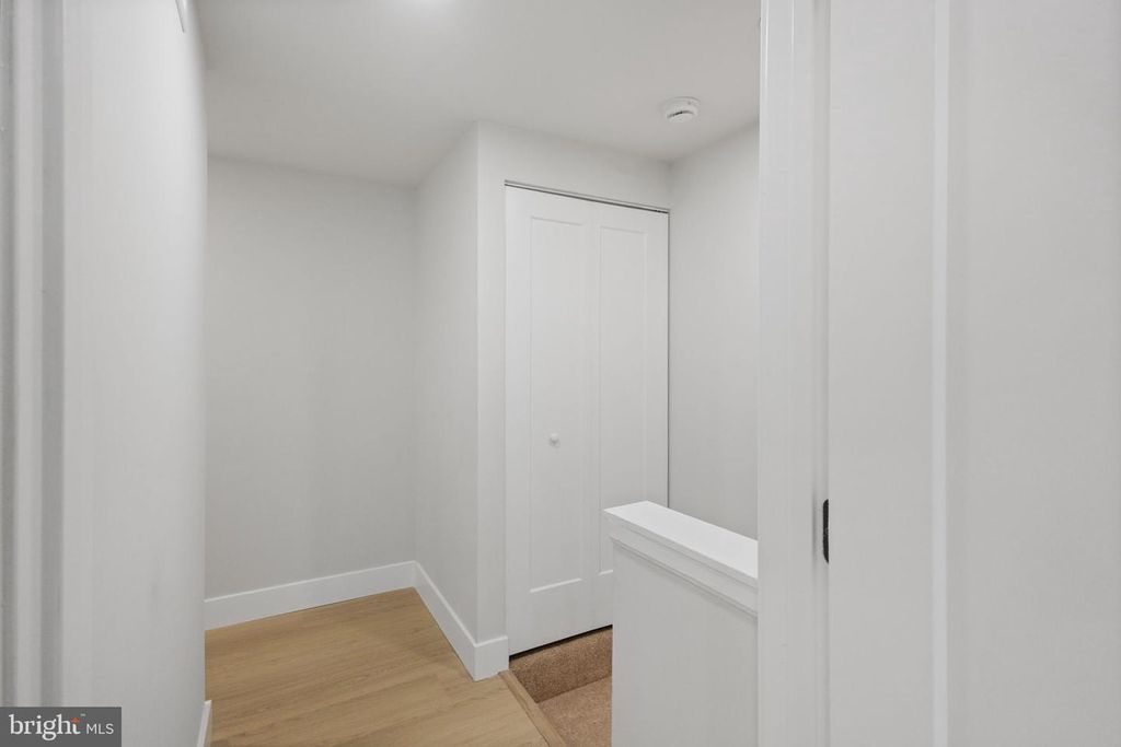 Image 18 of property listing at 1761 BRIGHTWELL CT, Waldorf, MD 20602