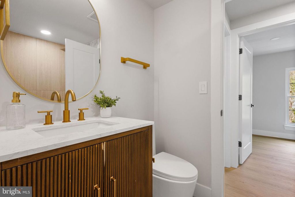 Image 22 of property listing at 1761 BRIGHTWELL CT, Waldorf, MD 20602