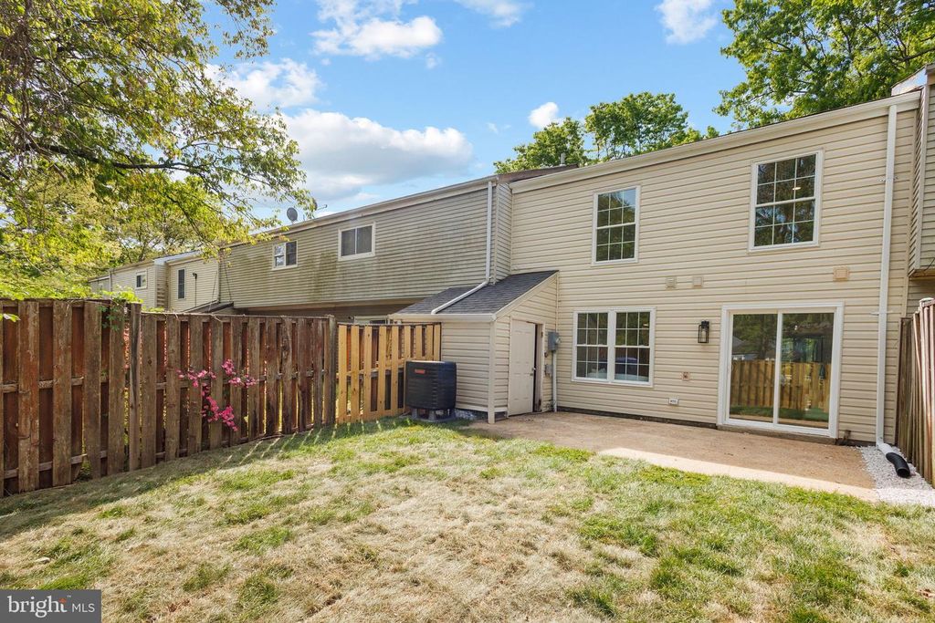 Image 31 of property listing at 1761 BRIGHTWELL CT, Waldorf, MD 20602