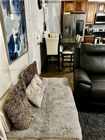 2918 Funston St 29B, Hollywood, FL 33020