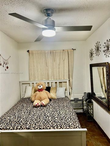 2918 Funston St 29B, Hollywood, FL 33020