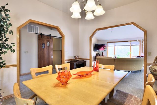 8985 Pikes Peak Road, Rogers, AR 72756