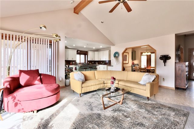 8985 Pikes Peak Road, Rogers, AR 72756