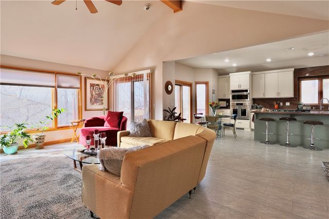 8985 Pikes Peak Road, Rogers, AR 72756