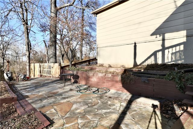 8985 Pikes Peak Road, Rogers, AR 72756