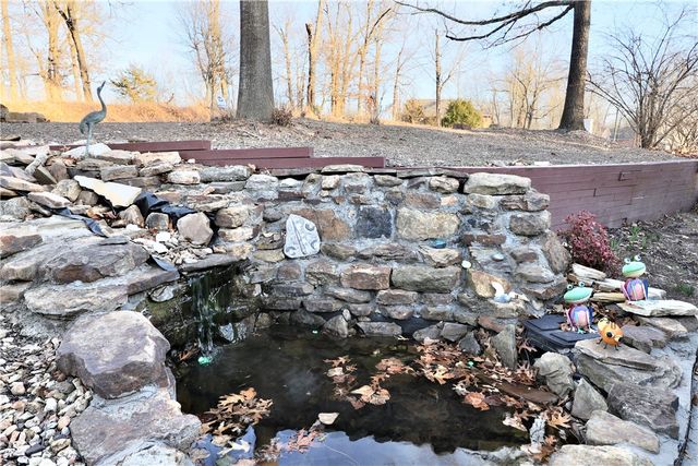 8985 Pikes Peak Road, Rogers, AR 72756