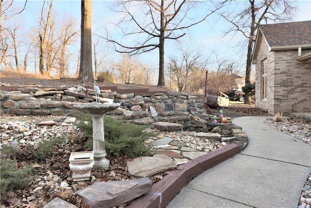 8985 Pikes Peak Road, Rogers, AR 72756