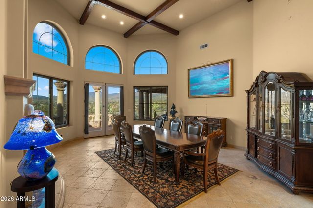 6562 E CAVE CREEK Road, Cave Creek, AZ 85331