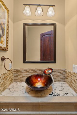6562 E CAVE CREEK Road, Cave Creek, AZ 85331