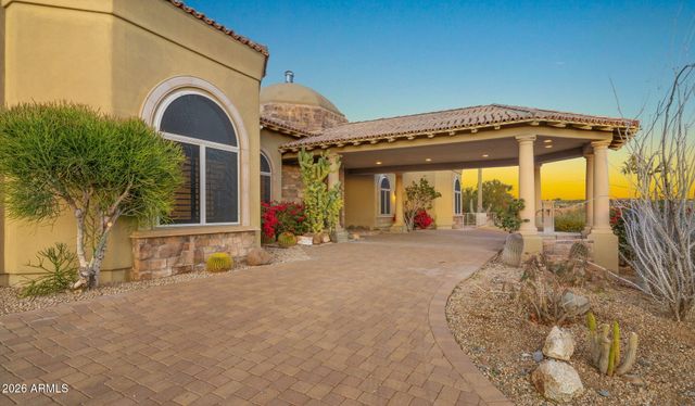 6562 E CAVE CREEK Road, Cave Creek, AZ 85331