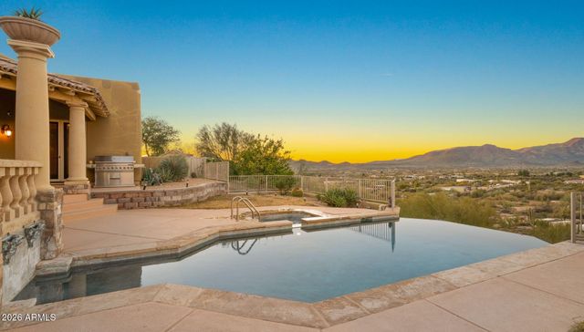 6562 E CAVE CREEK Road, Cave Creek, AZ 85331
