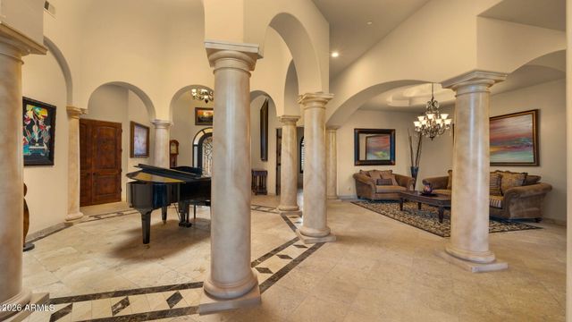 6562 E CAVE CREEK Road, Cave Creek, AZ 85331