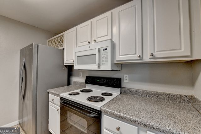 3655 Habersham Road NE APT 311, Atlanta, GA 30305