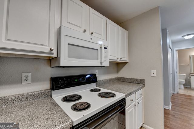 3655 Habersham Road NE APT 311, Atlanta, GA 30305
