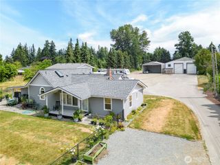 10709 Woodland Avenue E, Puyallup, WA 98373