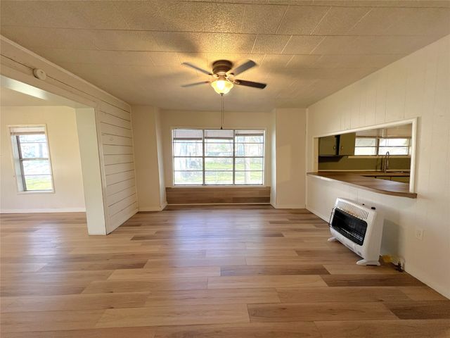 122 Robertson Street, Sulphur Springs, TX 75482