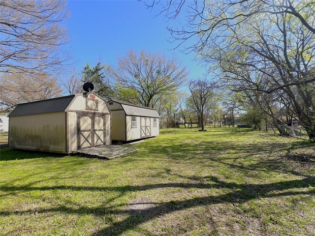 122 Robertson Street, Sulphur Springs, TX 75482