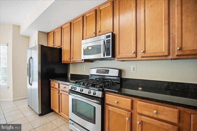 44024 DELPHINIUM DR, California, MD 20619