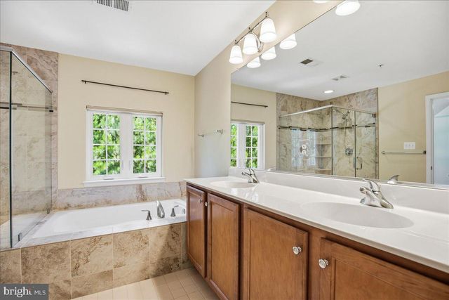 44024 DELPHINIUM DR, California, MD 20619