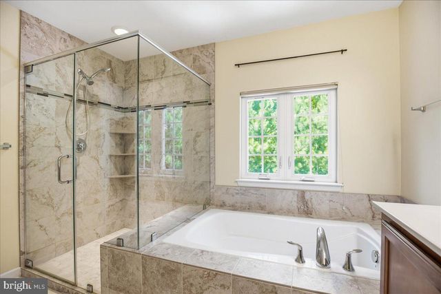 44024 DELPHINIUM DR, California, MD 20619