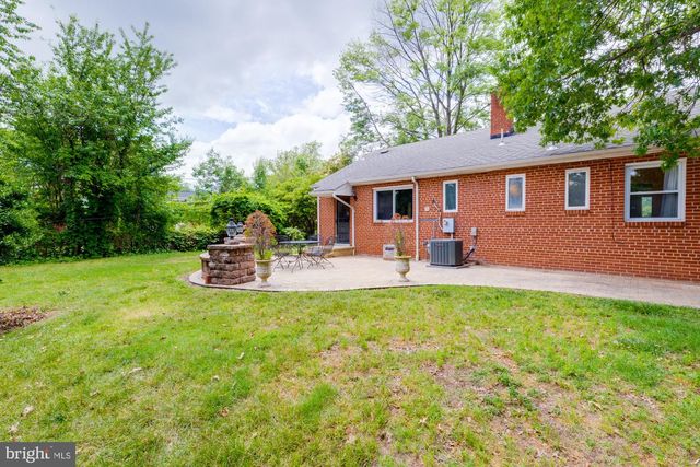 1947 ARLINGTON RIDGE RD, Arlington, VA 22202