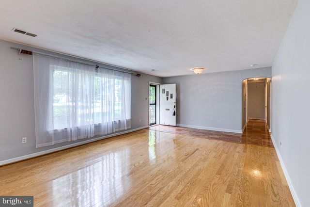 1947 ARLINGTON RIDGE RD, Arlington, VA 22202