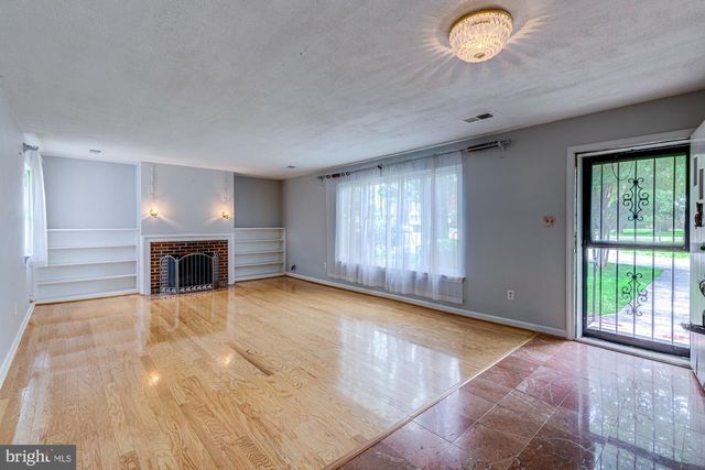 1947 ARLINGTON RIDGE RD, Arlington, VA 22202