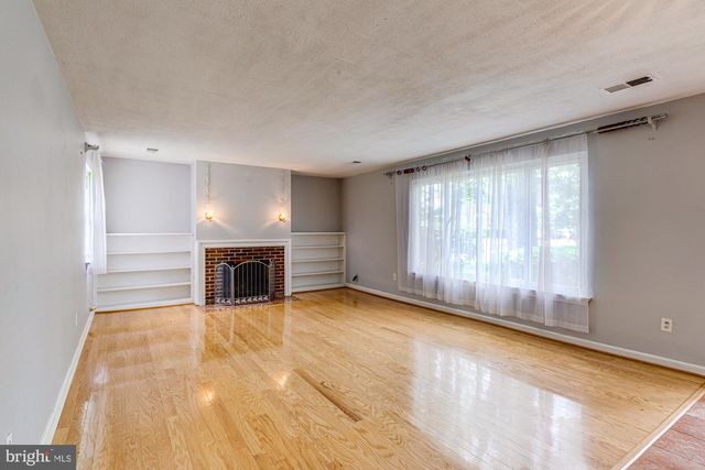 1947 ARLINGTON RIDGE RD, Arlington, VA 22202